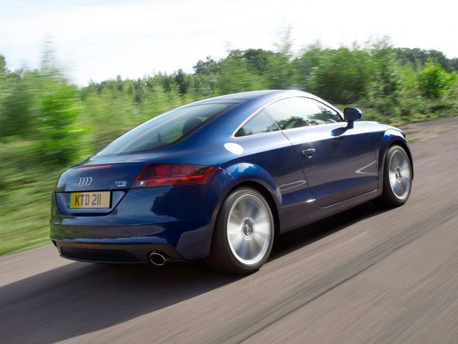  Audi TT 2.0 TFSI Quattro Coupe (8J) 2010 года  (UK) (фото 5 из 7)